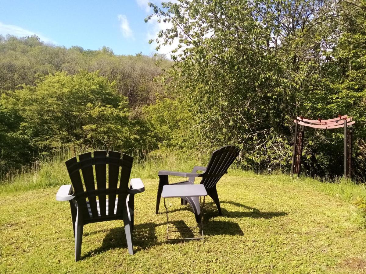 Bed and Breakfast Le Grand Guillaume Saint-Sornin-Lavolps Exterior foto